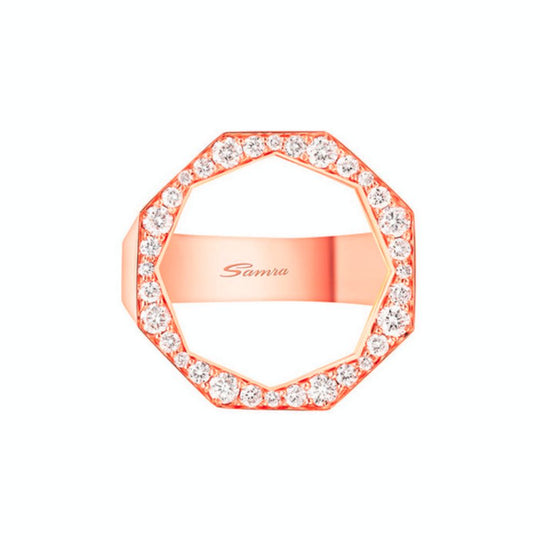 A model showing off Samra Birwaz Turath Diamond Ring