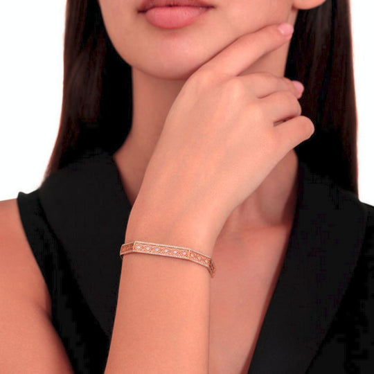 A model showing Samra Oud Turath Diamond Bangle on her wrist