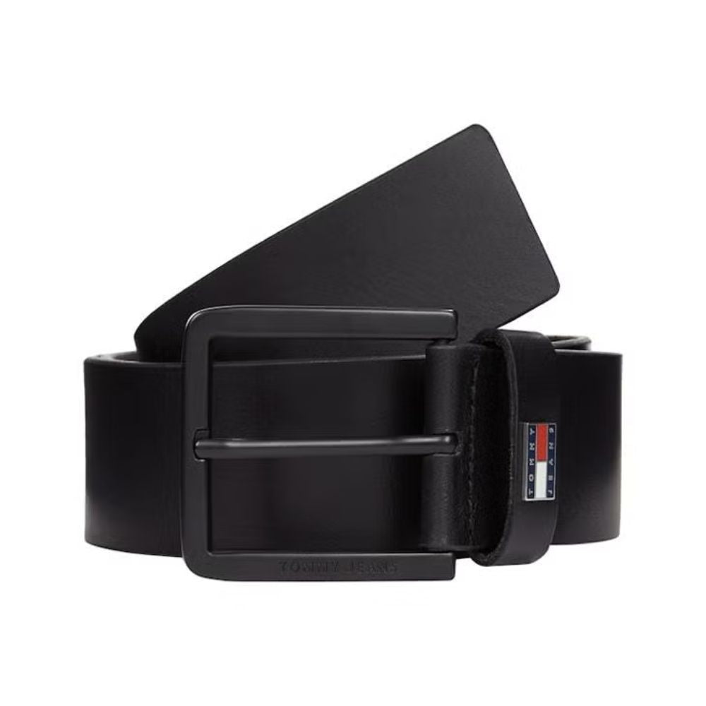 Tommy Jeans Men's Sleek and Smooth Reversible Leather Belt with Metal Buckle