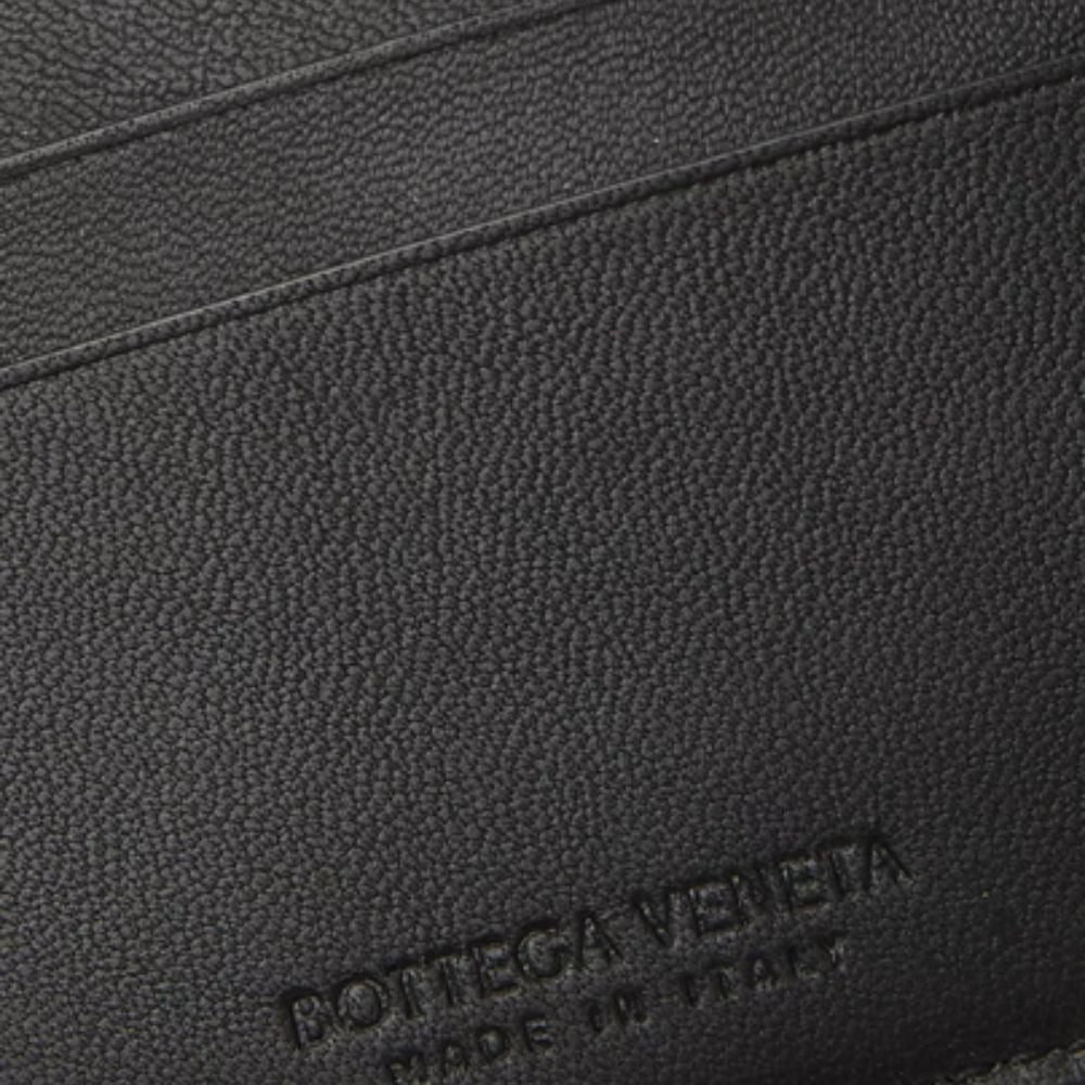 Bottega Veneta Bi-fold Wallet in Alligator Leather