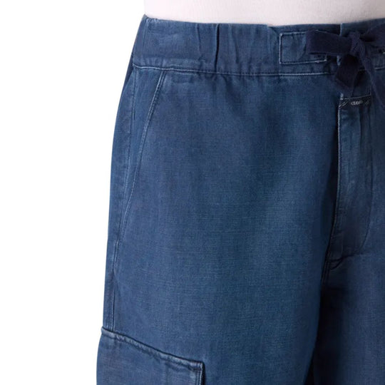 Close up view of waistline  and side pocket of CLOSED Newport Wide Cargo Pants