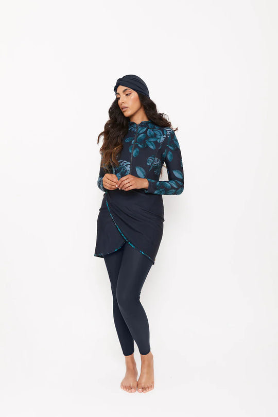 Model wearing sofia lunar print with leggings and turban