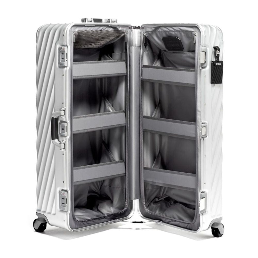 TUMI 19 Degree Rolling Trunk: Model 135598-1776