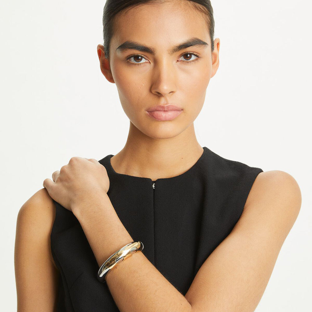 Model Wearing Tory Burch Essential Bangle With Double T